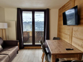 Studio rénové avec cabine, balcon et accès facile aux pistes - Flaine Forêt - FR-1-425-202